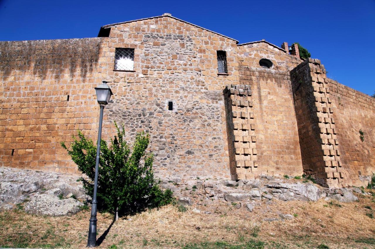 Casa Vacanze Nives Tuscania Exterior foto
