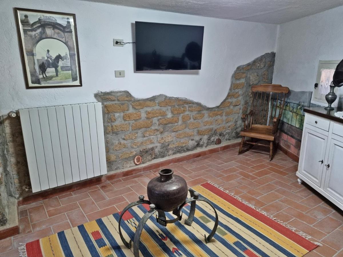 Casa Vacanze Nives Tuscania Exterior foto